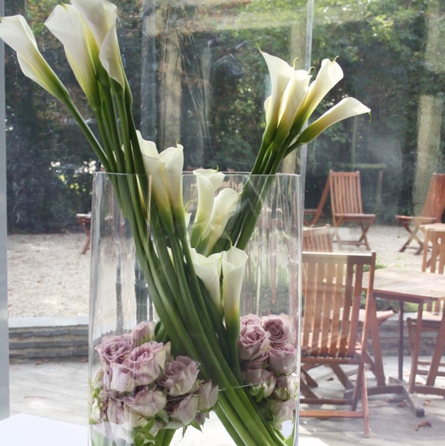 Christian Morel Fleuriste à Paris 11ème - Mariage Christian Morel Fleuriste Paris - Mariage - Composition mariage lys et rose