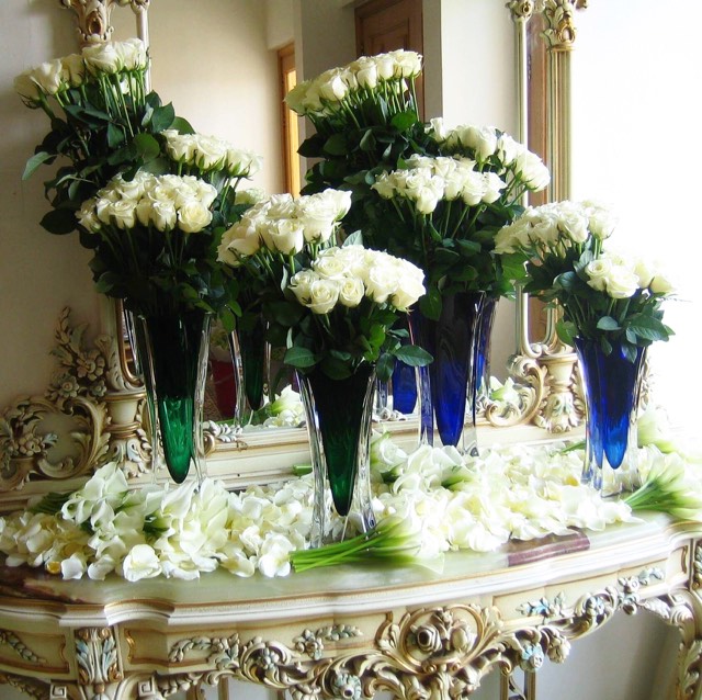 Christian Morel Fleuriste Paris - Evenement Roses blanches Christian Morel Fleuriste Paris - Evenement Roses blanches