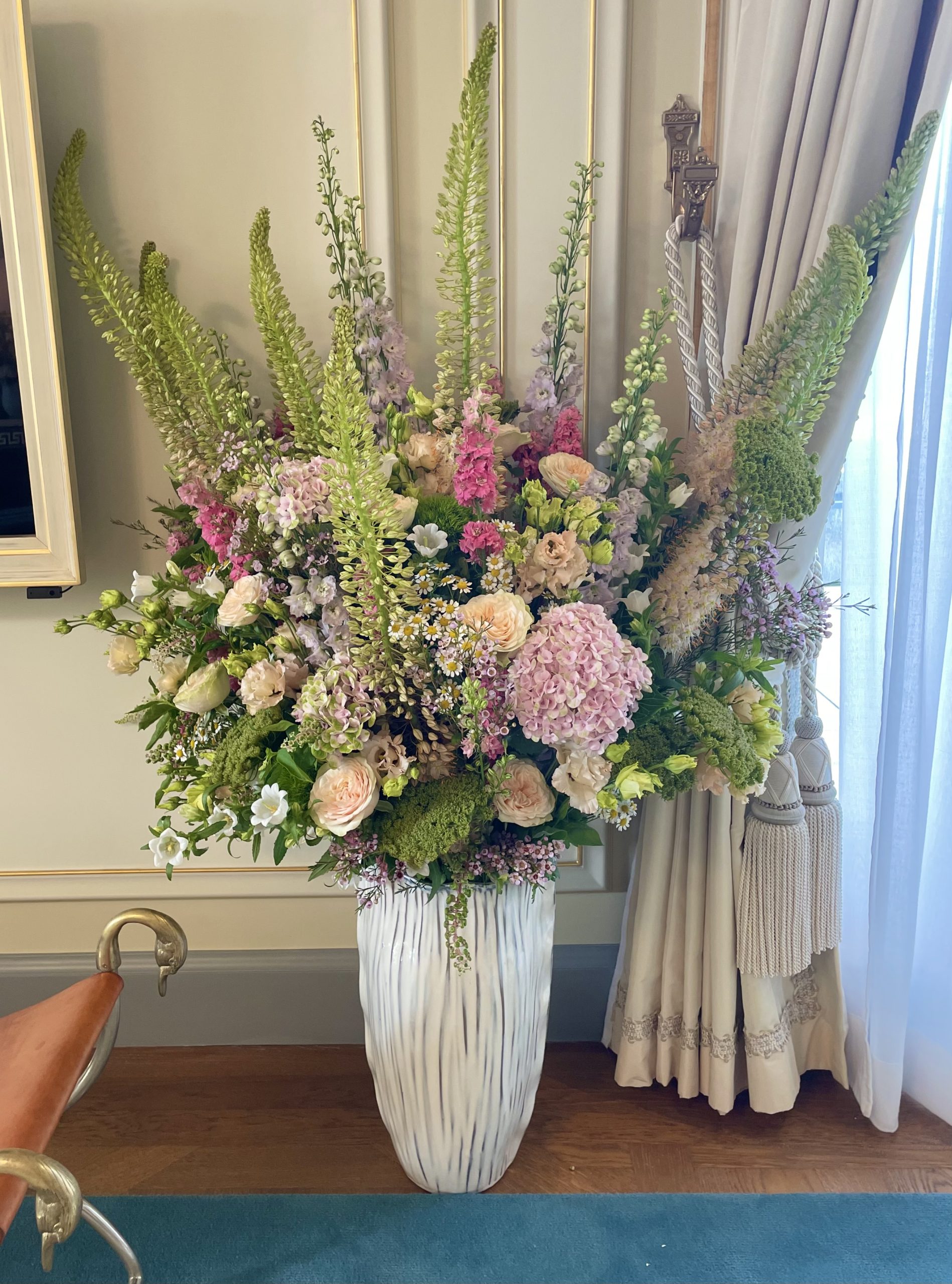 Christian Morel Fleuriste Paris - Floral Subscriptions