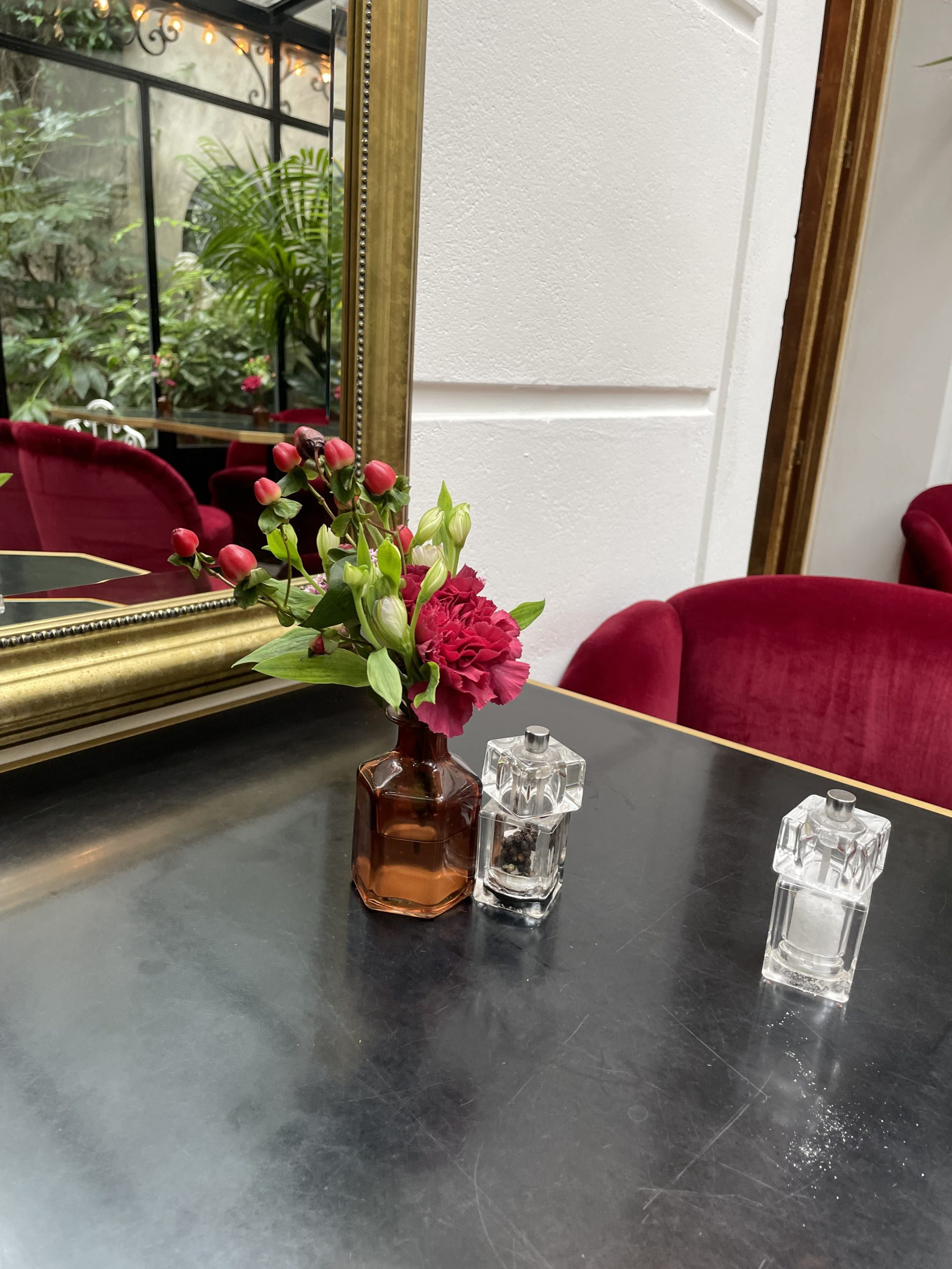 Christian Morel Fleuriste Paris - Floral Subscriptions