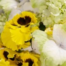 Bouquet « Une pensée de bonheur » par Christian Morel, fleuriste à Paris - zoom